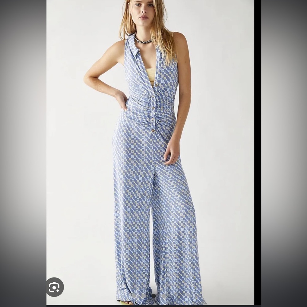 New FREE PEOPLE Shayla Halter Jumpsuit. SMALL